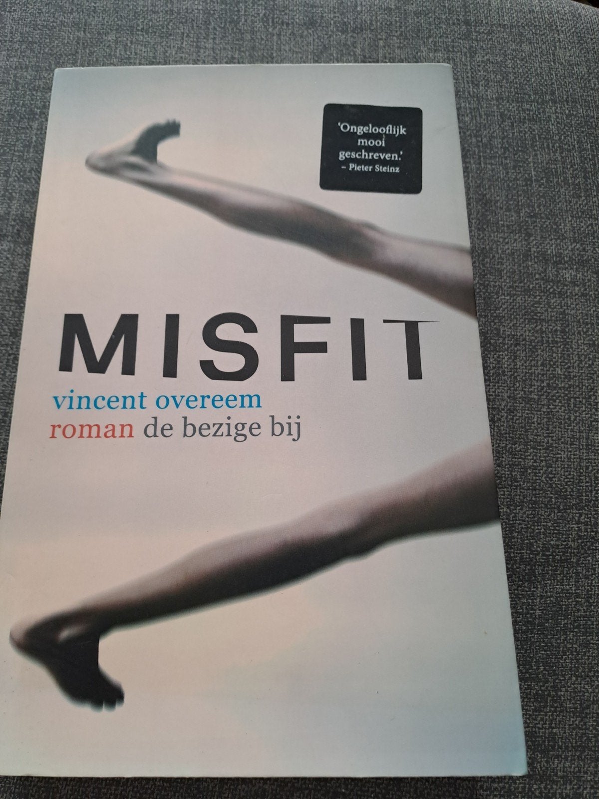 Misfit - Vincent Overeem (roman), Ophalen of Verzenden, Gelezen, Vincent Overeem, Nederland
