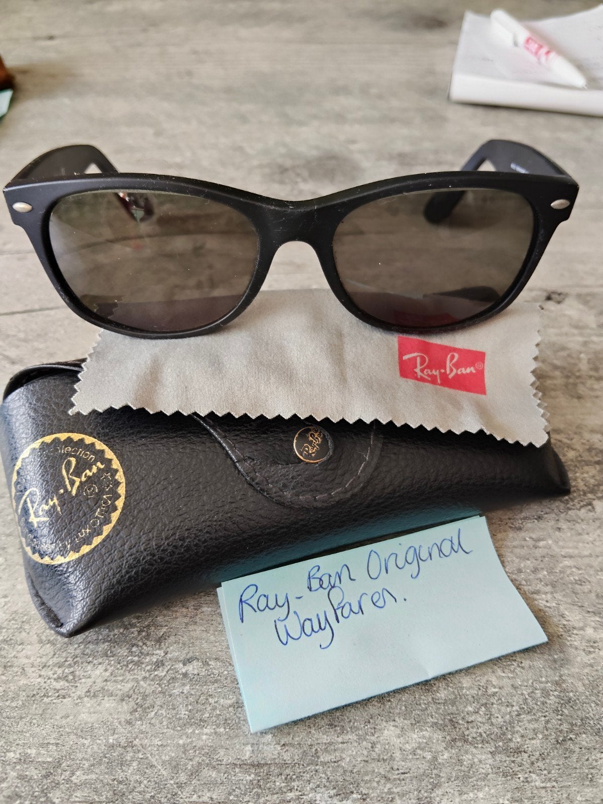 Ray-Ban Original Wayfarer Zonnebril met etui, Zonnebril, Zwart, Ophalen of Verzenden, Zo goed als nieuw