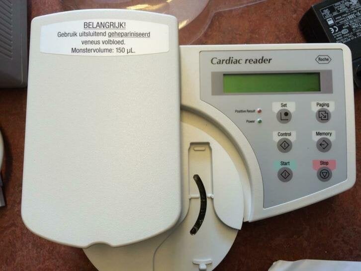 Cardiac reader (Roche) met printertje ongebruikt in de doos, Diversen, Braces, Niet ingevuld, Niet ingevuld, Ophalen of Verzenden