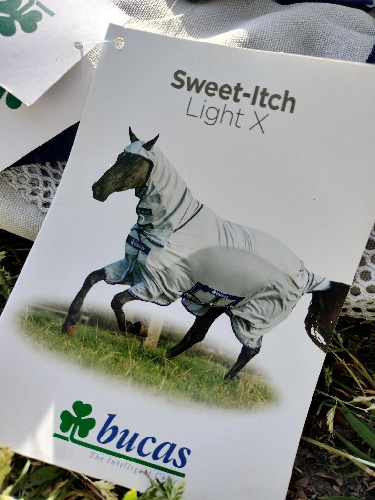 Eczeem deken Bucas sweet itch x light mt. 1.15  - 1.52, Dieren en Toebehoren, Paarden en Pony's | Dekens en Dekjes, Nieuw, UV-werend