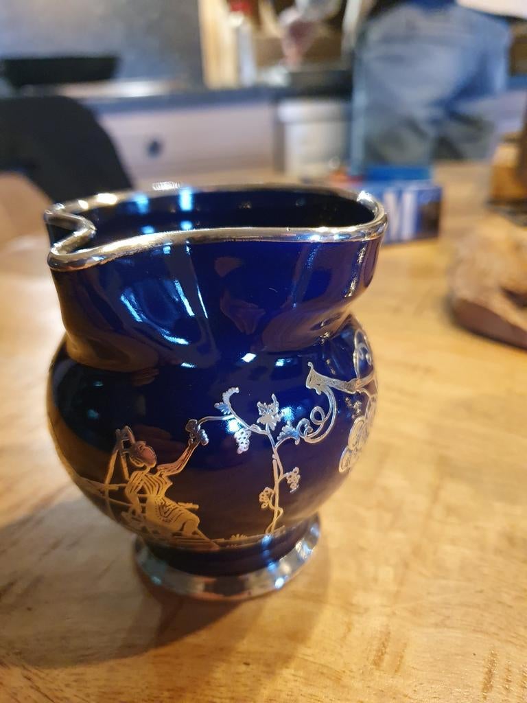 Antiek kobaltblauw kannetje met zilveren decoratie, Antiek en Kunst, Antiek | Porselein, Ophalen of Verzenden