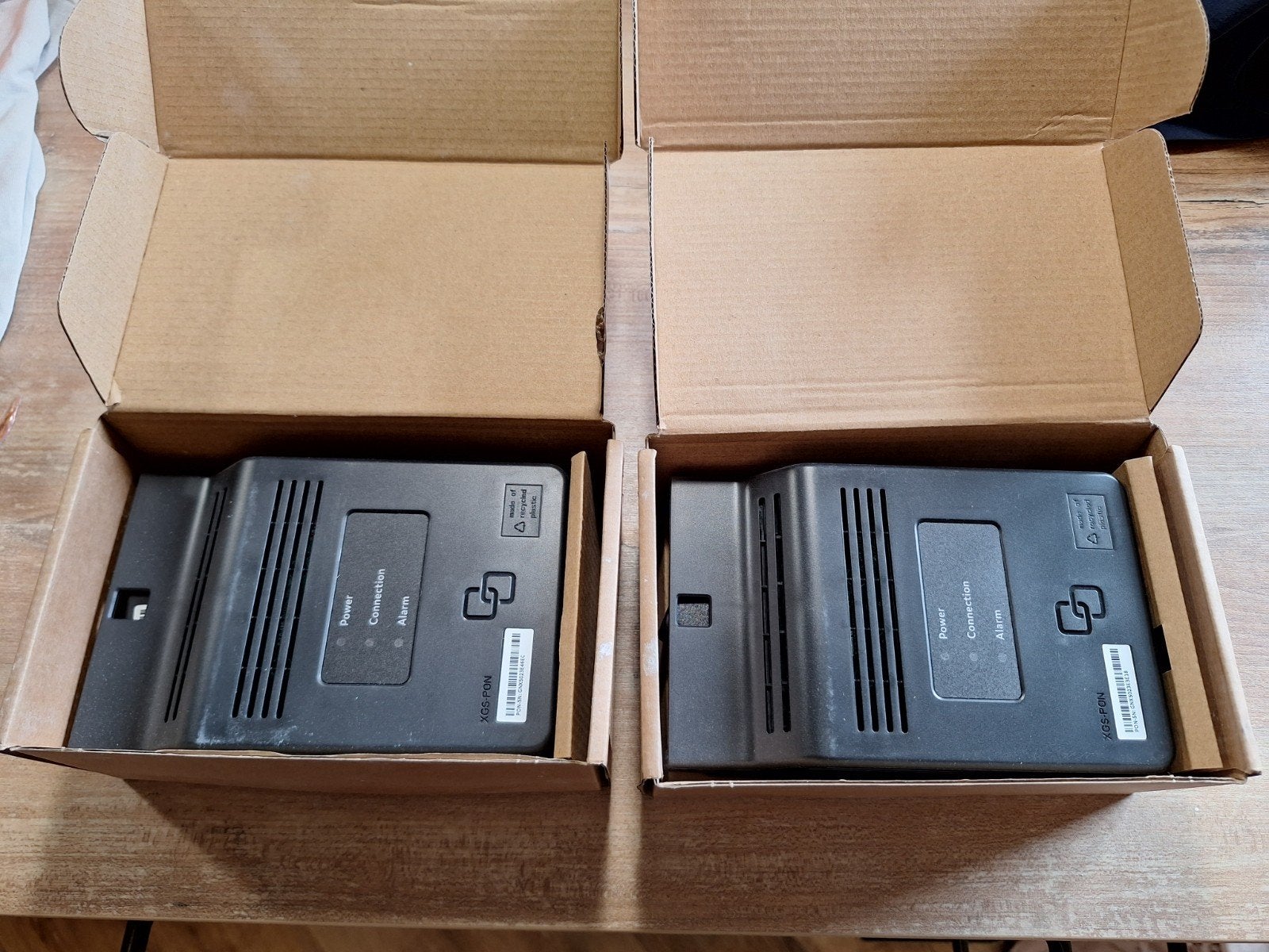 Genexis Glasvezel Adapter - XGS2110 (2 stuks), Ophalen of Verzenden, Nieuw