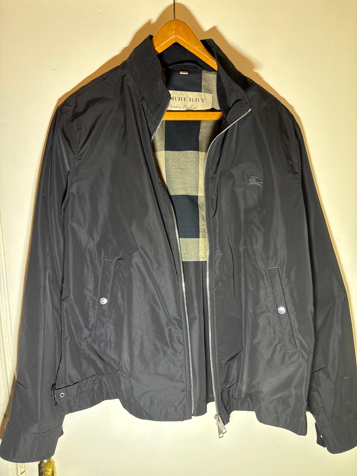Burberry Zwarte Jas Maat XL, Ophalen, Zo goed als nieuw, Maat 56/58 (XL), Zwart
