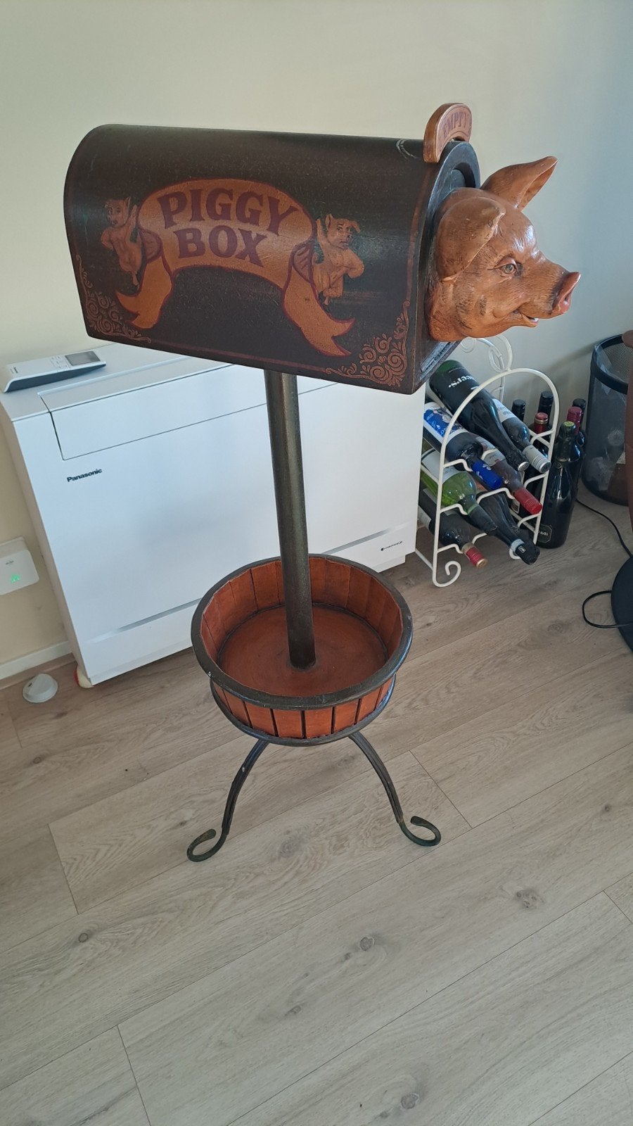 Unieke 'Piggy Box' postbus met standaard en mandje, Ophalen, Vintage, Gebruikt, Overige materialen