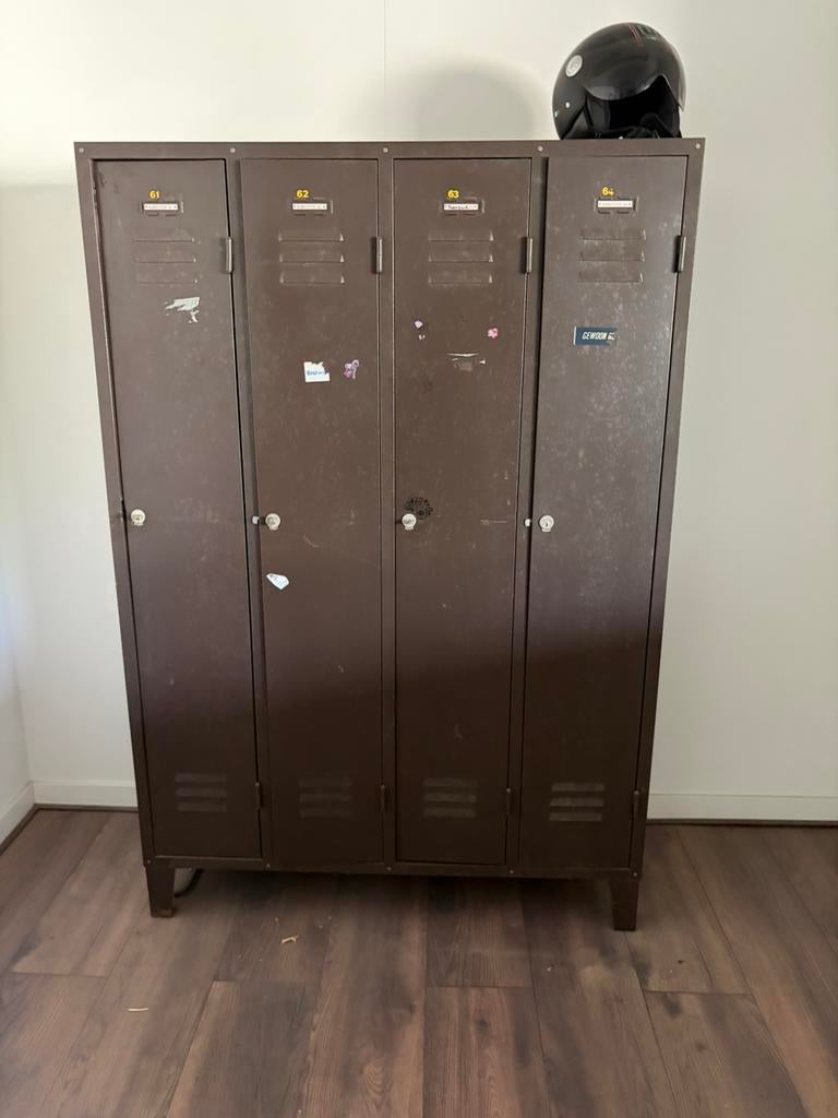 Lockerkast , oude lockerkast, Huis en Inrichting, Kasten | Lockerkasten, Ophalen of Verzenden, Zo goed als nieuw