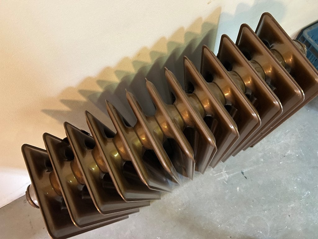Vintage design radiator – bronsbruin – 68 x 60 cm, Ophalen, 30 tot 80 cm, Gebruikt, Radiator