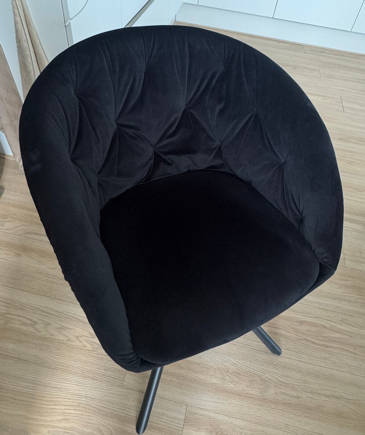 4 Zwarte Draaibare Velvet Eetkamerstoelen, Ophalen, Overige materialen, Gebruikt, Zwart