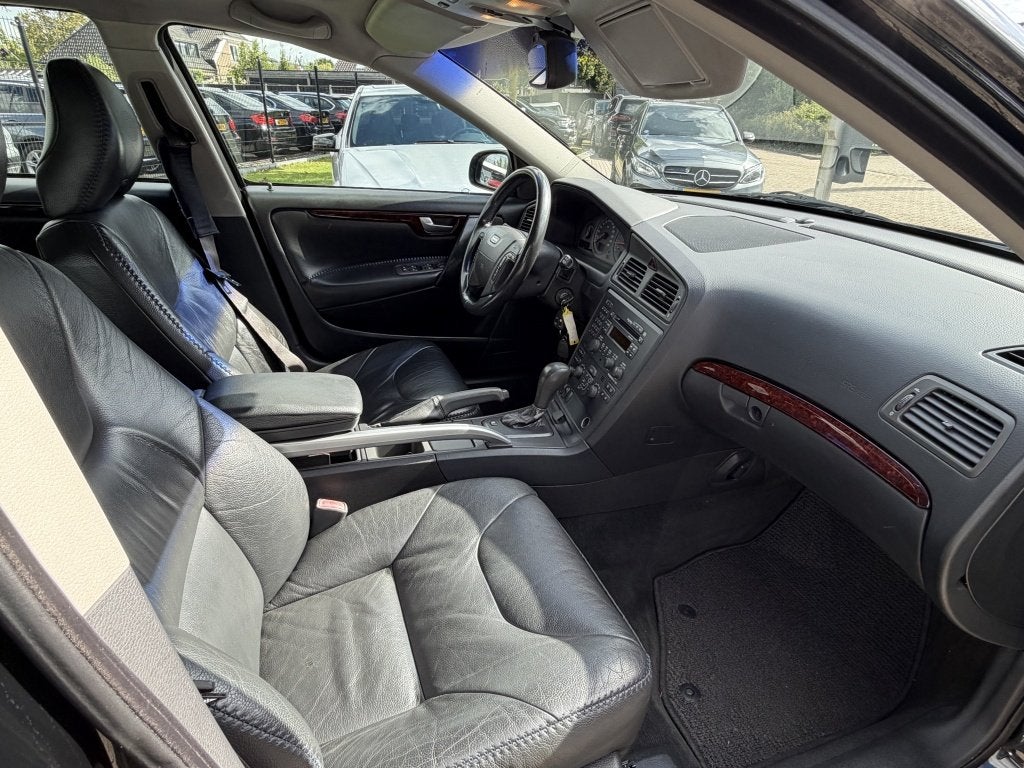 Volvo V70 Cross Country XC70 2.4 Turbo 200PK Zwart Automaat, foto 4