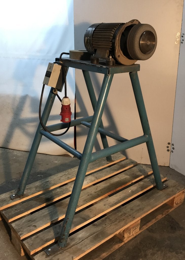 Afbraam/ polijst machine op frame, 400 volt, Ophalen, Gebruikt, 1000 watt of meer, Werkbankslijpmachine