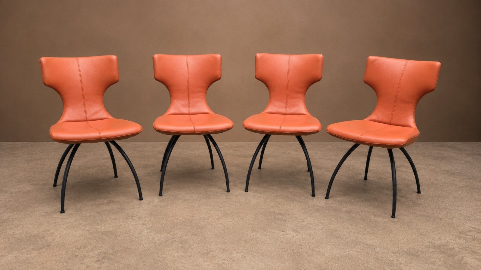 4x Leolux Callas Fino Artisan eetkamerstoelen, Ophalen of Verzenden, Overige kleuren, Stof, Vier