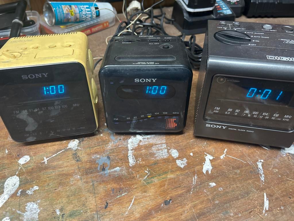 Sony Digicube Wekkerradios - Vintage Collectie (3 stuks), Ophalen of Verzenden, Gebruikt, Radio