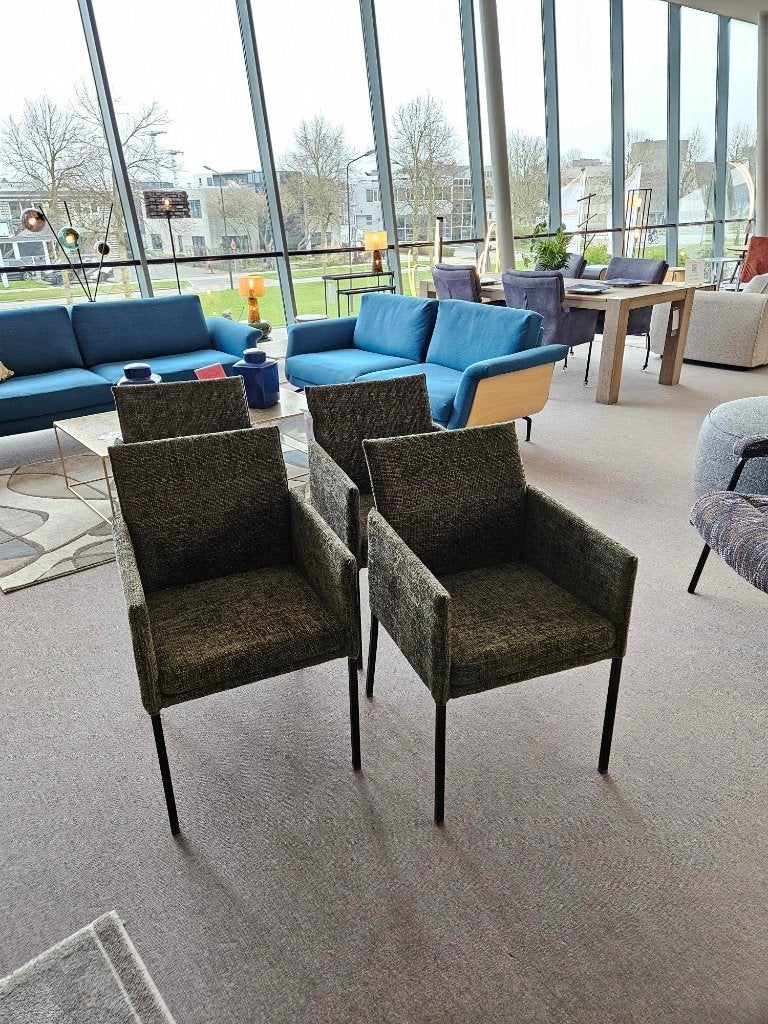 Armstoelen Millow | 4 stuks | showroommodel, Huis en Inrichting, Stoelen, Overige kleuren, Zo goed als nieuw, Ophalen, Moderne stijl