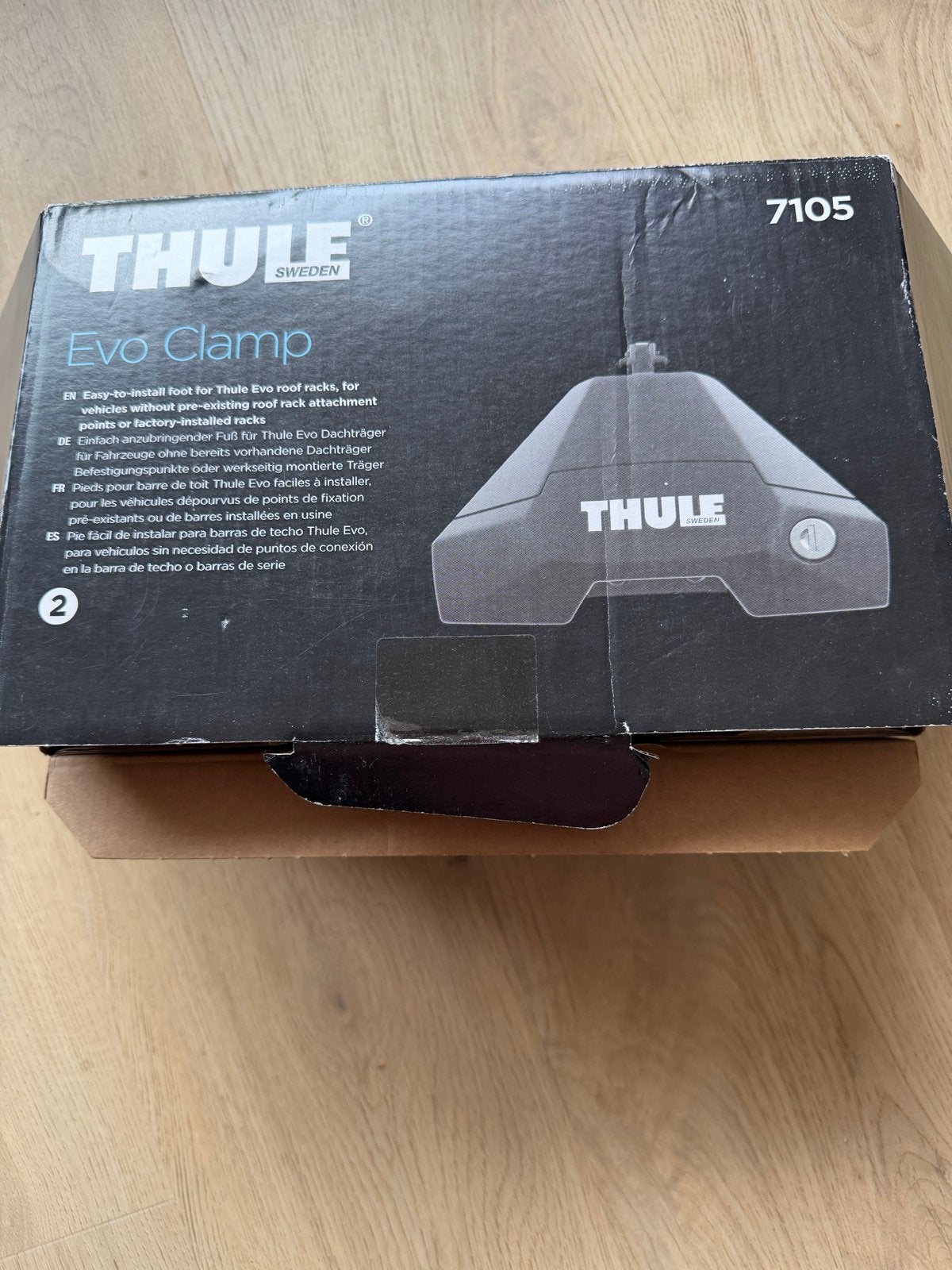 Thule Evo Clamp 7105 dakdragerset met stangen, Auto diversen, Dakdragers, Zo goed als nieuw, Ophalen