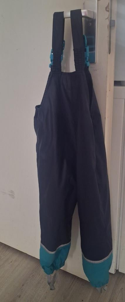 Donkerblauwe regenbroek met bretels maat 104 - 110, Ophalen, Gebruikt, Xmail, Jongen of Meisje