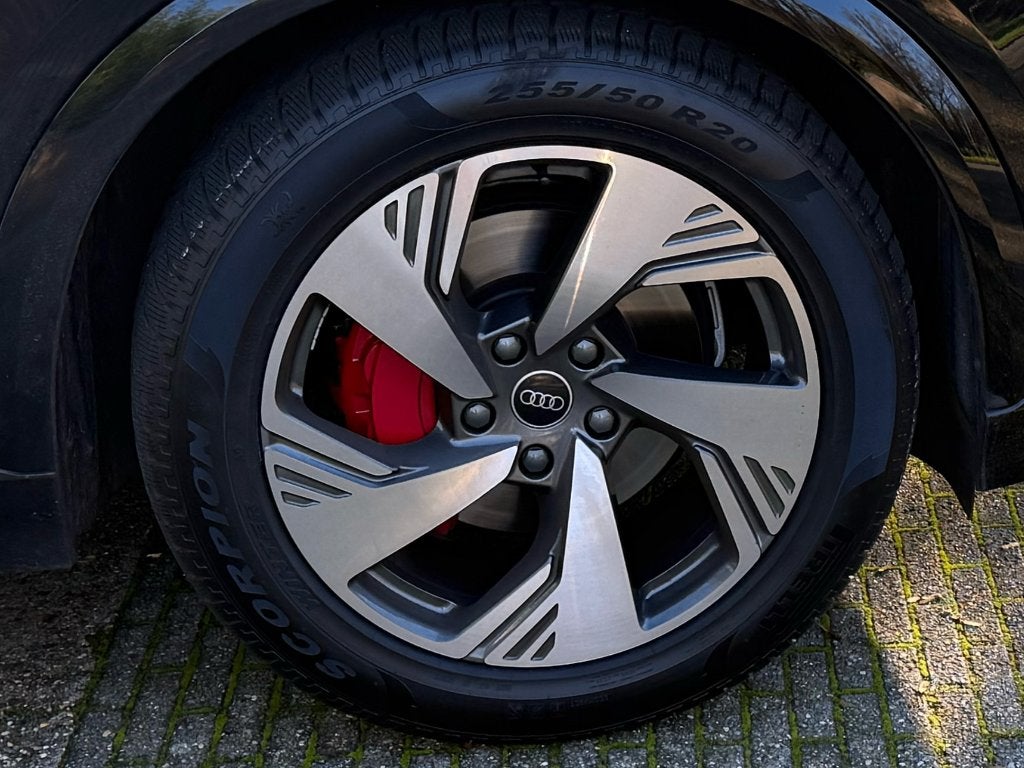 Audi Q6 winterbanden op originele Audi aluminium velg, Ophalen, Gebruikt, 255 mm, Banden en Velgen