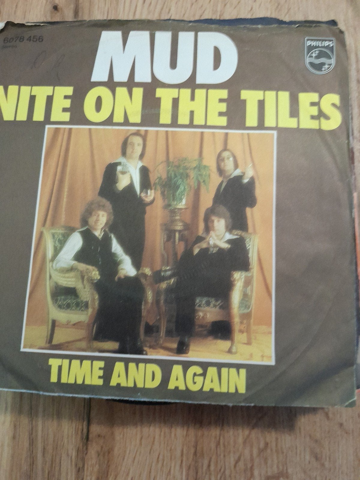 mud 7 inch nite on the tiles, Ophalen of Verzenden, Zo goed als nieuw, Pop