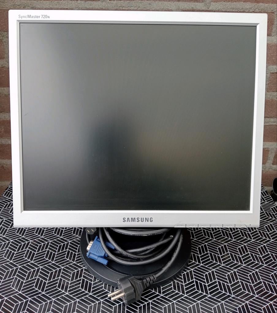 Samsung SyncMaster 720N 17 inch monitor, Gebruikt, Samsung, VGA, Overige resoluties