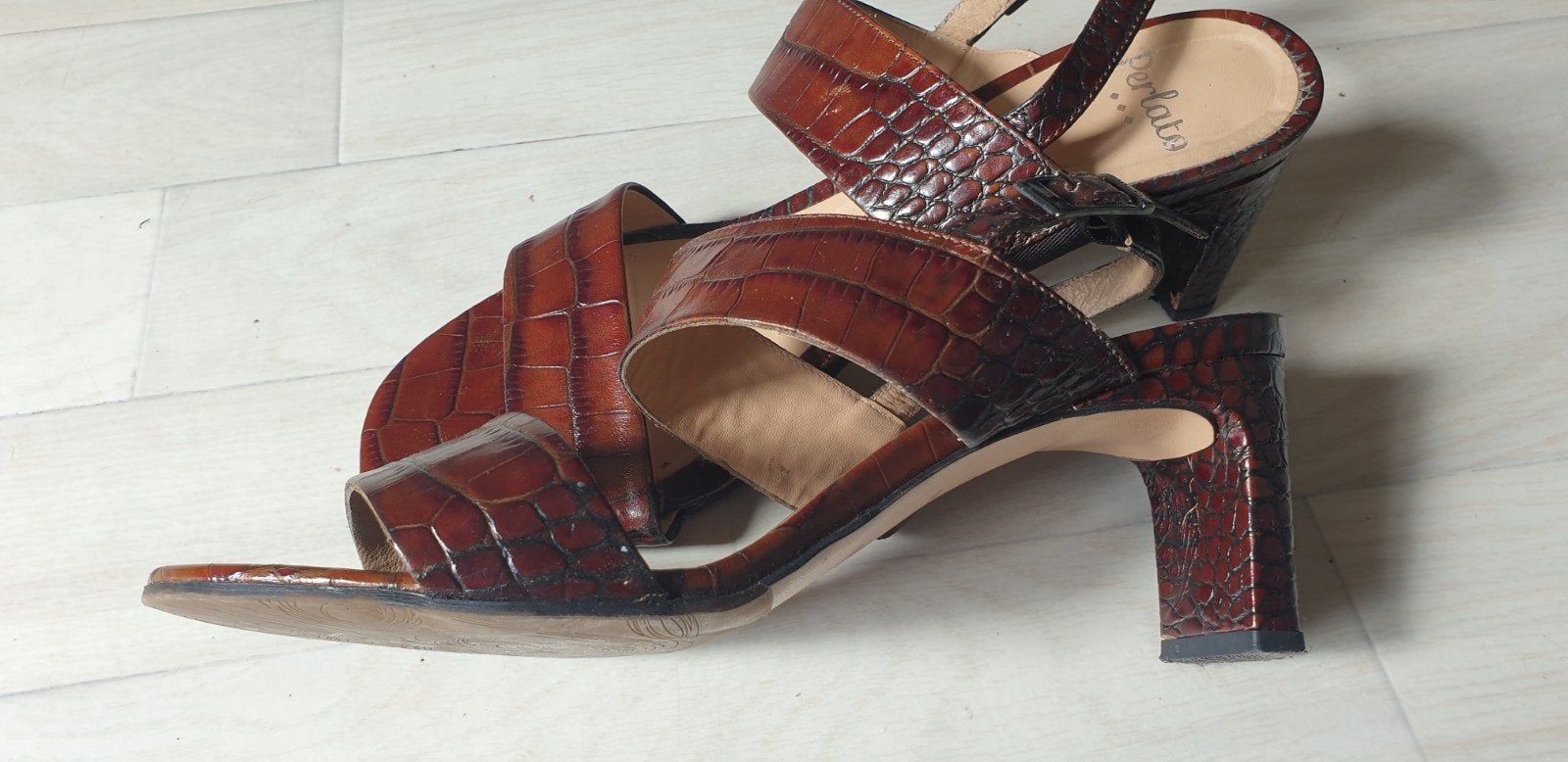 Echt leren sandalen van Perlato, maat 39, Bruin, Zo goed als nieuw, Perlate, Sandalen of Muiltjes