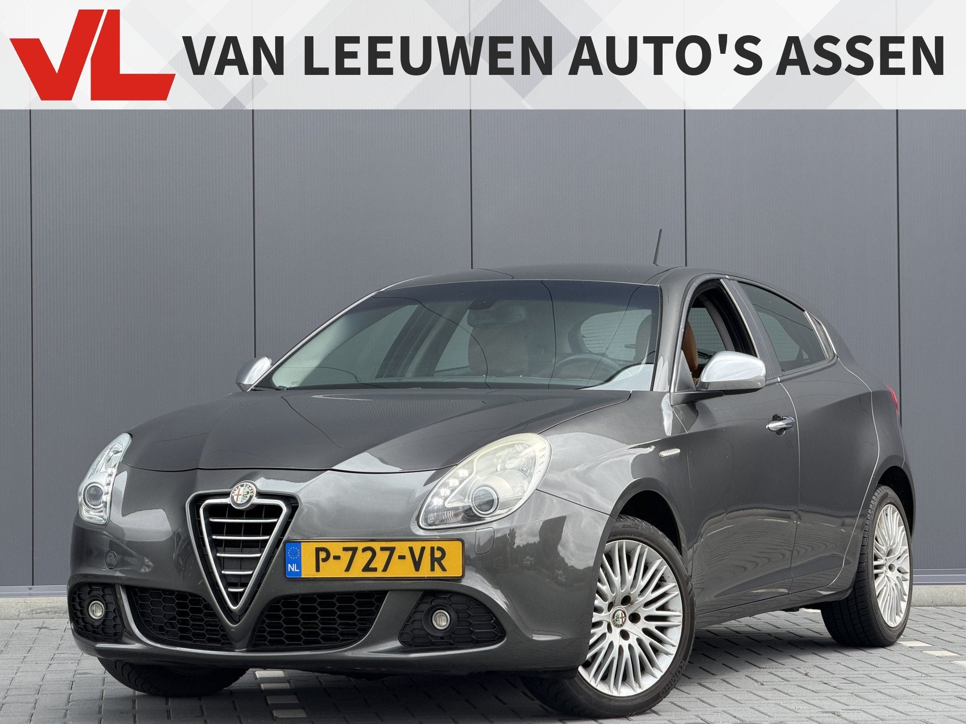 Alfa Romeo Giulietta 1.4 T Distinctive | Nieuwe APK | Leder, Auto's, 4 cilinders, Leder, 19 km/l, 500 kg