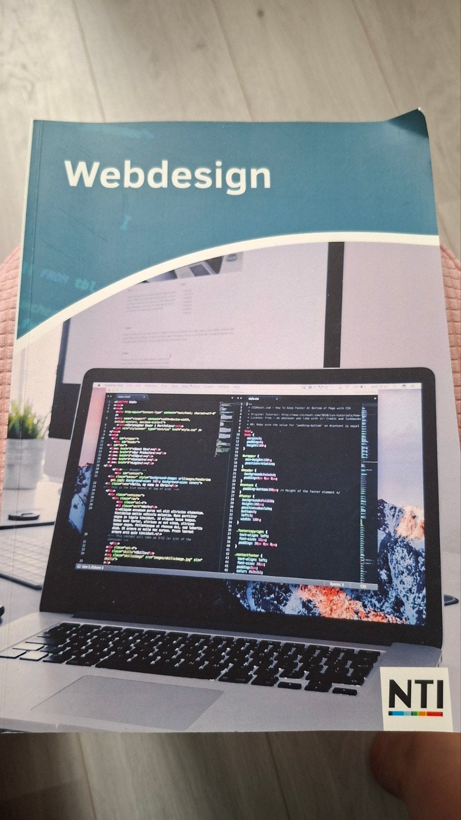 Webdesign boek NTI - Zo goed als nieuw, Ophalen, Zo goed als nieuw, MBO, NTI