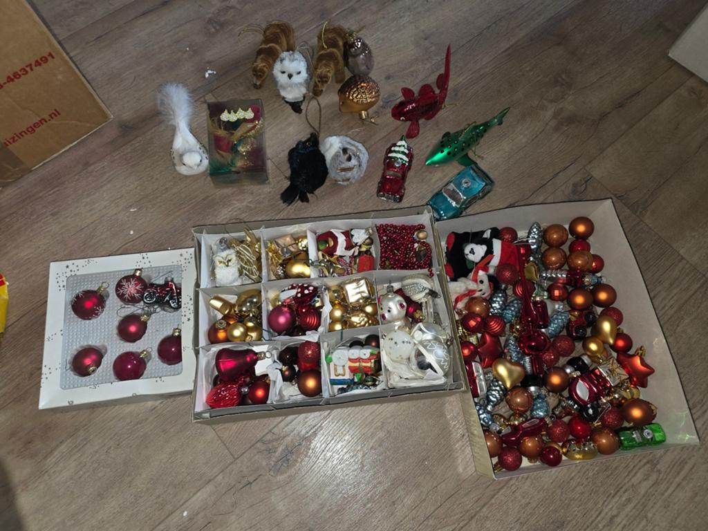 Kerstballen en piek, Ophalen, Gebruikt