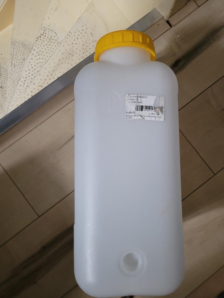 Jerrycan voor camping en outdoor, Caravans en Kamperen, Ophalen, Gebruikt
