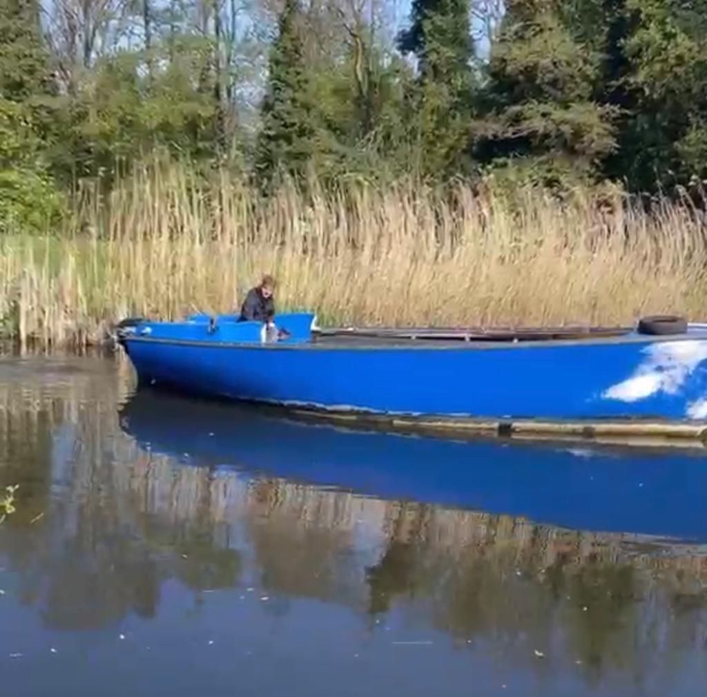 Feestboot te koop/9 meter/ 15 pk, Ophalen, Zo goed als nieuw, Eén persoon, Overige typen