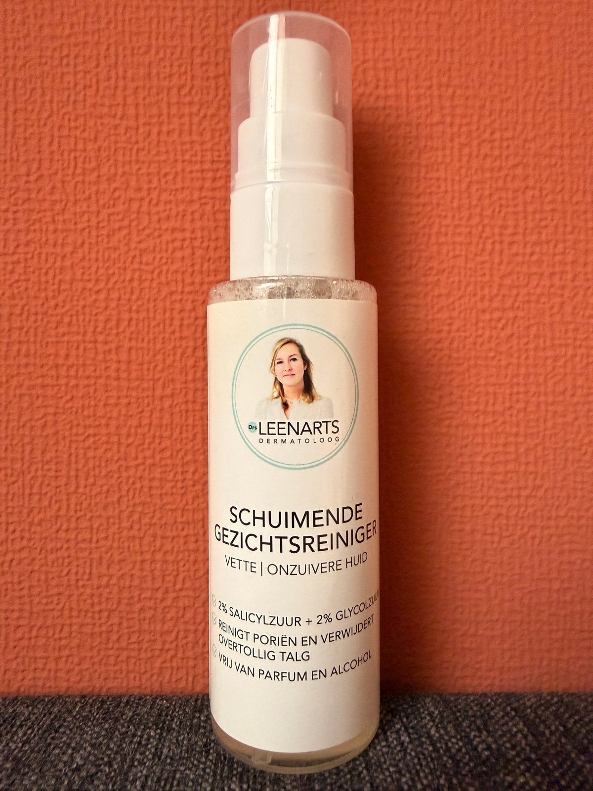 Dr Leenarts Schuimende Gezichtsreiniger Vette/Onzuivere Huid, Ophalen of Verzenden, Nieuw, Gehele gezicht, Reiniging