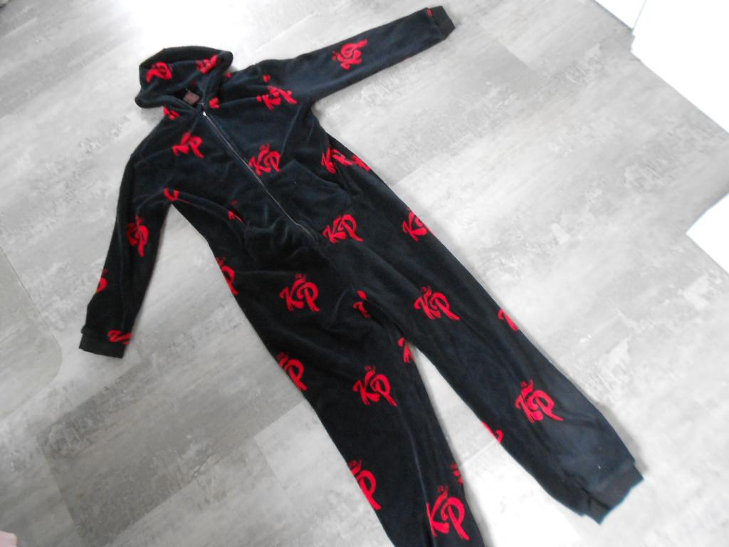 Zwart/rode Knol Power onesie, maat M., Verzenden, Zo goed als nieuw, Knol Power