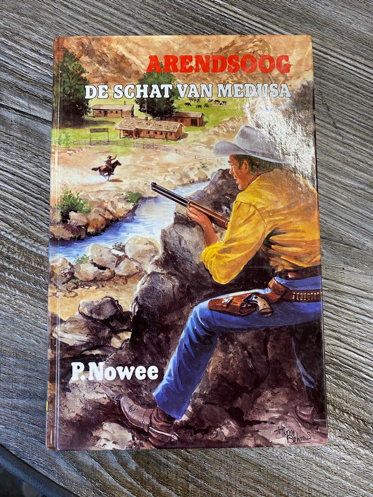 Arendsoog 59 de schat van Medusa, Boeken, Ophalen of Verzenden, Zo goed als nieuw