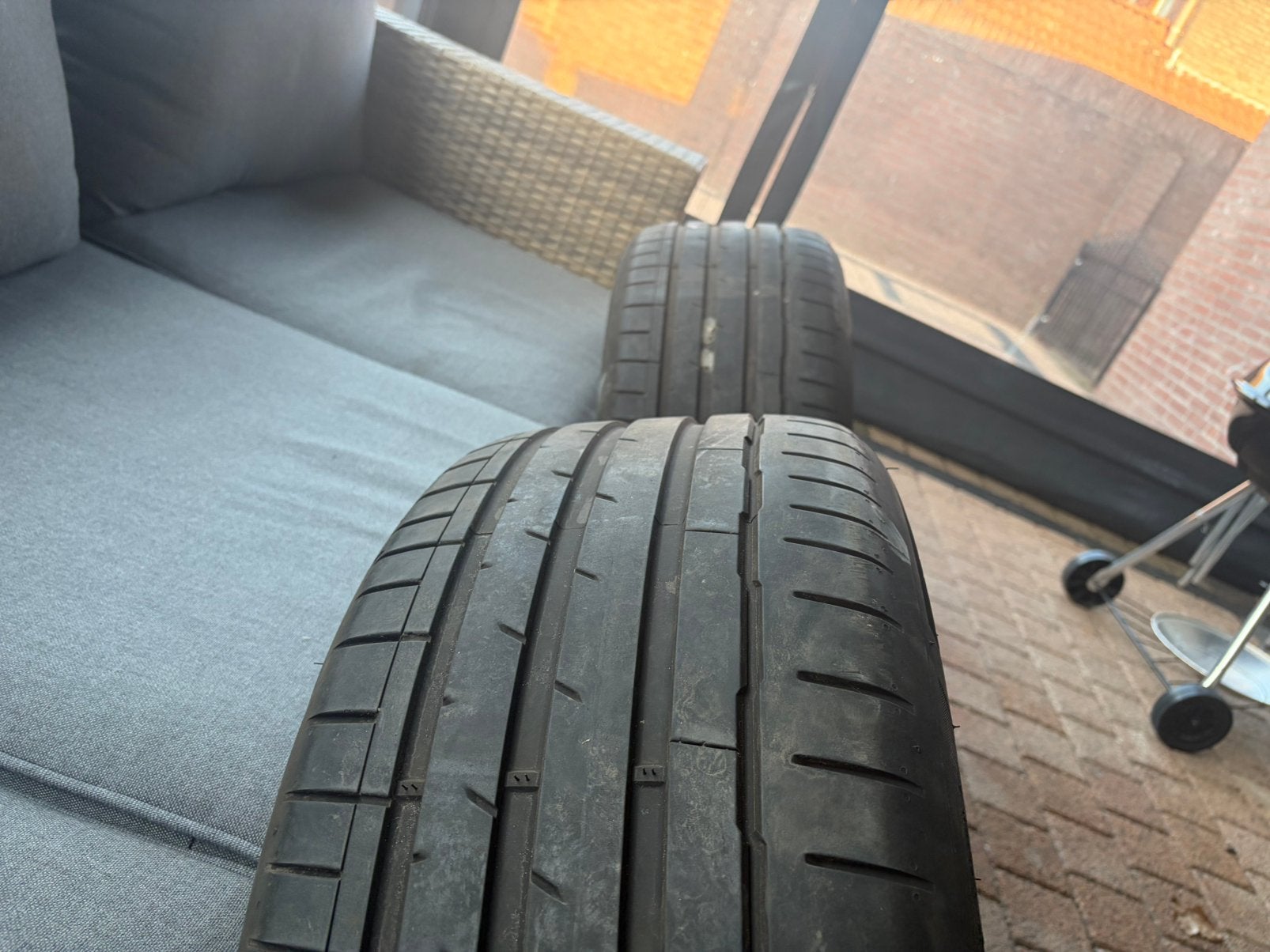 Foto 6 van Hankook ventus S1 evo3 EV-T2 255/45/19