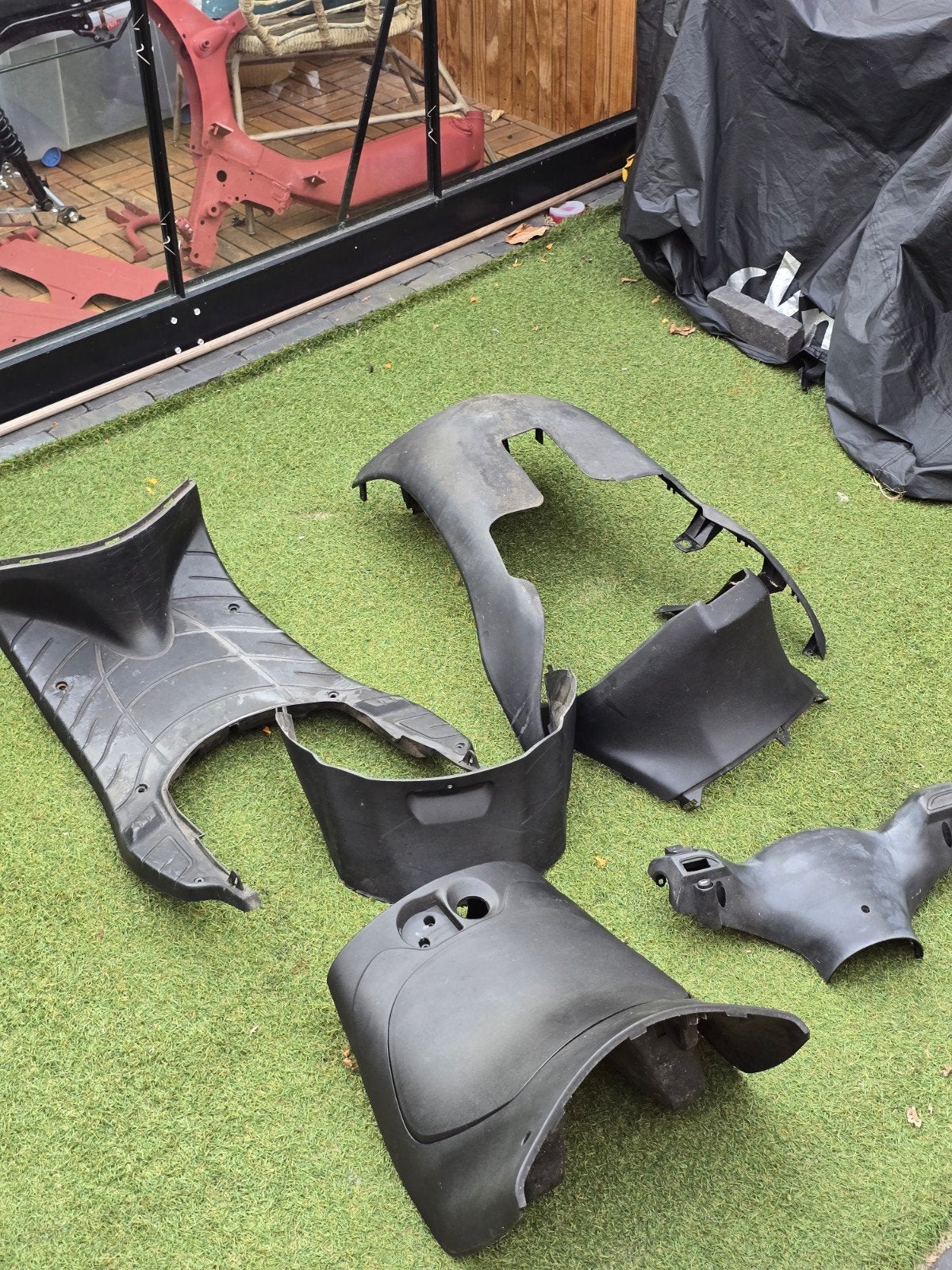 Piaggio Zip binnenkappen set - Compleet en in prima staat, Fietsen en Brommers, Ophalen of Verzenden, Gebruikt, Kap, Piaggio