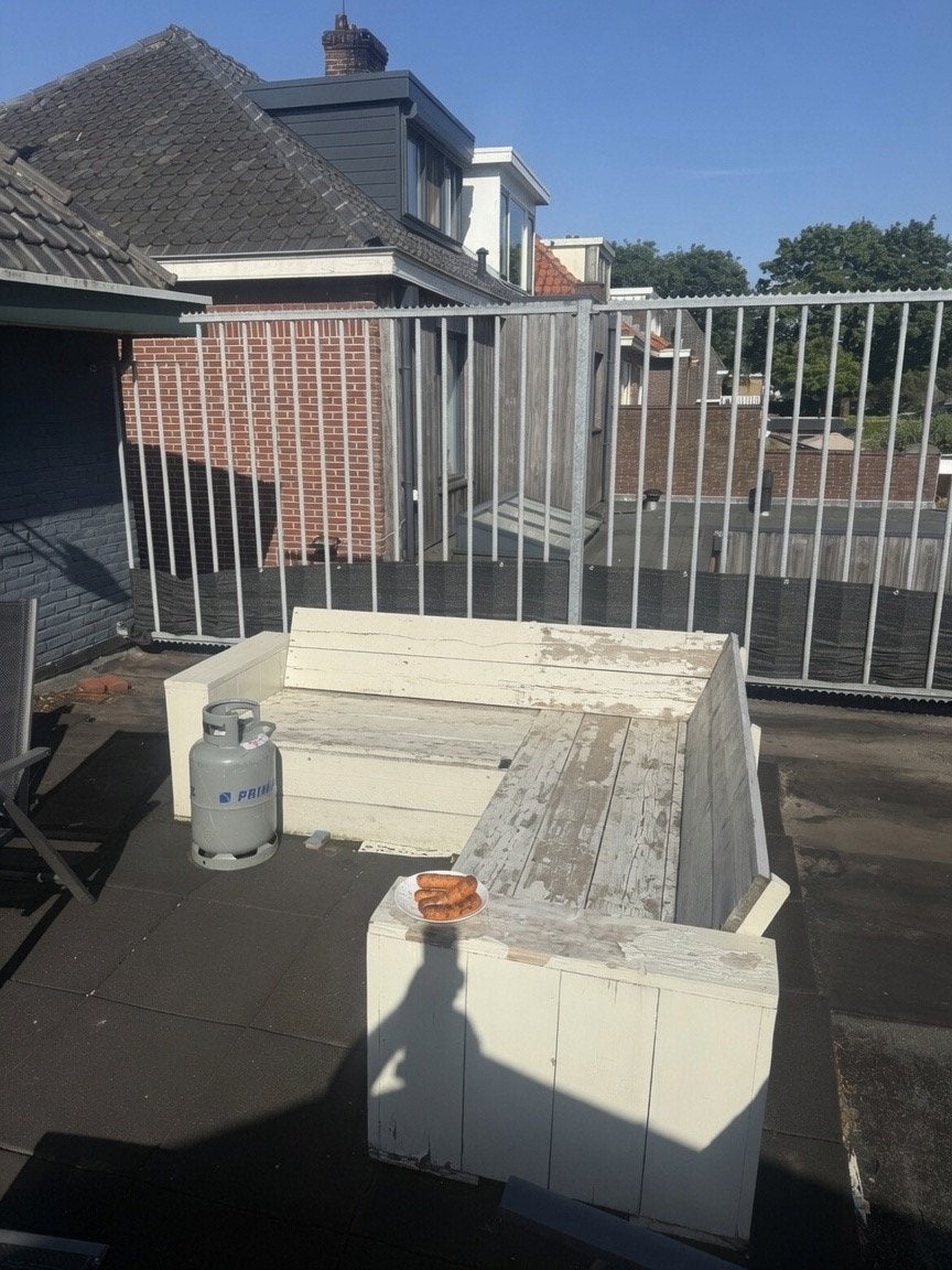 Houten hoekbank gratis af te halen, Tuin en Terras, Tuinbanken, Ophalen of Verzenden, Gebruikt, Hout
