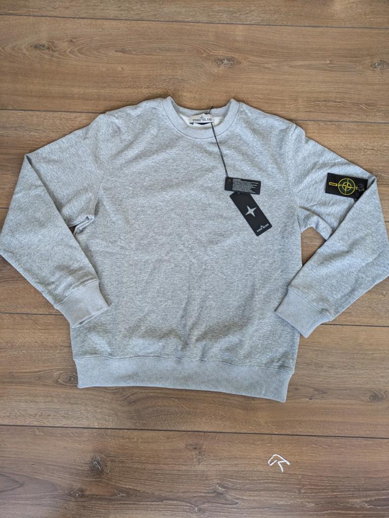 Nieuwe Stone Island trui maat M in grijs, Maat 48/50 (M), Nieuw, Ophalen of Verzenden, Stone Island