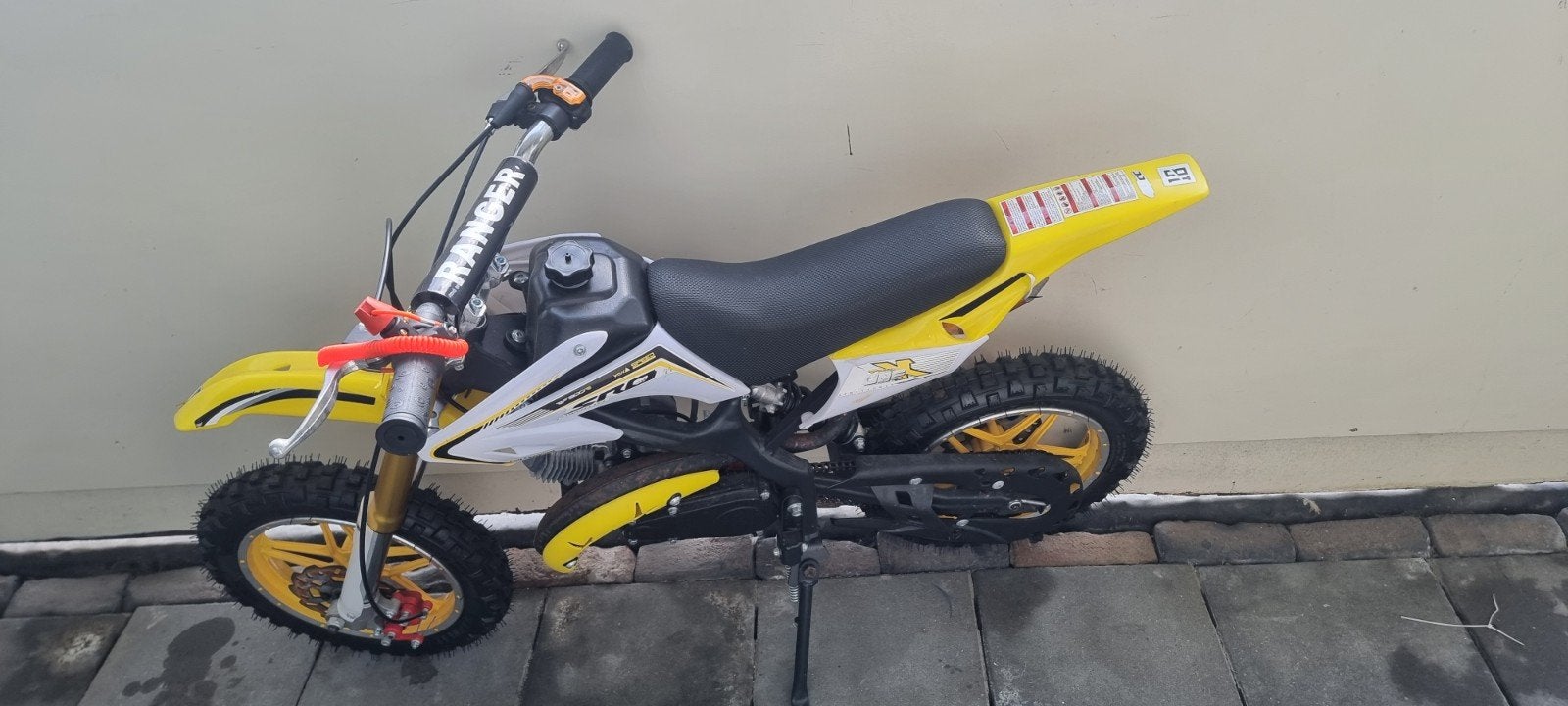 Nieuwe 50cc 2-takt motor met sleutels, nooit gebruikt, Schijfrem, 49 cc, Ophalen of Verzenden, Pitbike