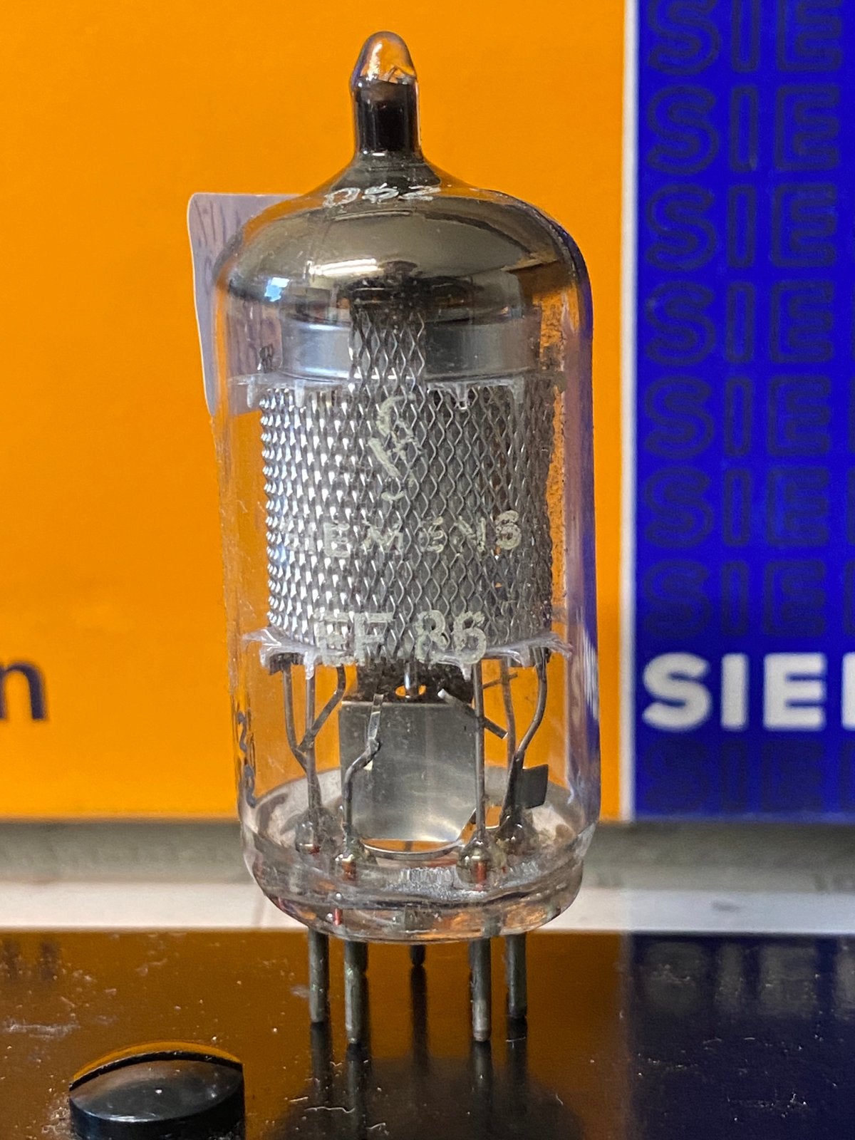 EF86 Siemens Philips Mullard Pope 6CF8 ( EF806 s ), Ophalen of Verzenden