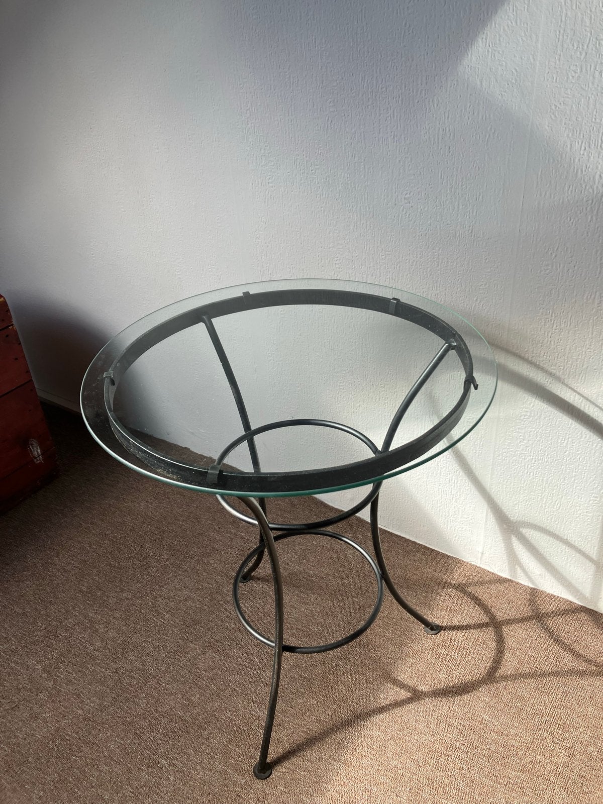 Glazen bijzettafel met metalen onderstel, Ophalen, Minder dan 55 cm, Gebruikt, Rond