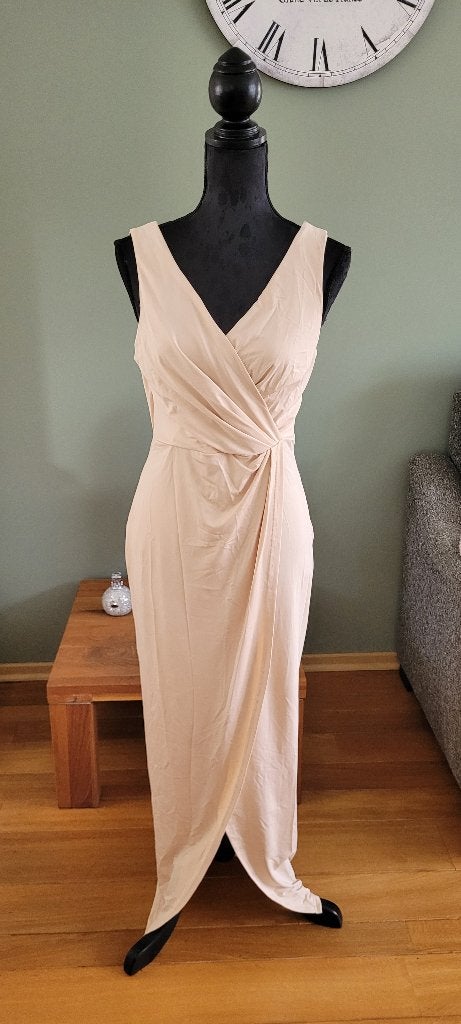 BY SWAN beige maxi jurk maxijurk maat L valt als M Nieuw, Kleding | Dames, Maat 38/40 (M), By swan, Beige, Nieuw