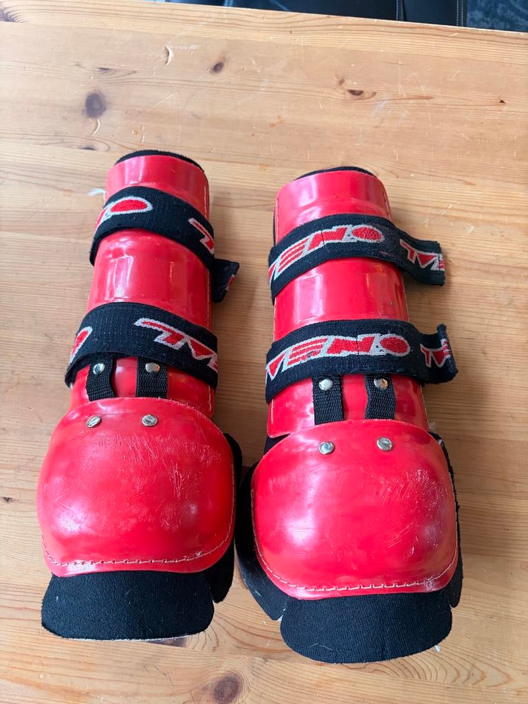 Vintage Oldschool Kniebeschermers Rood - Goede Staat, Ophalen, Gebruikt