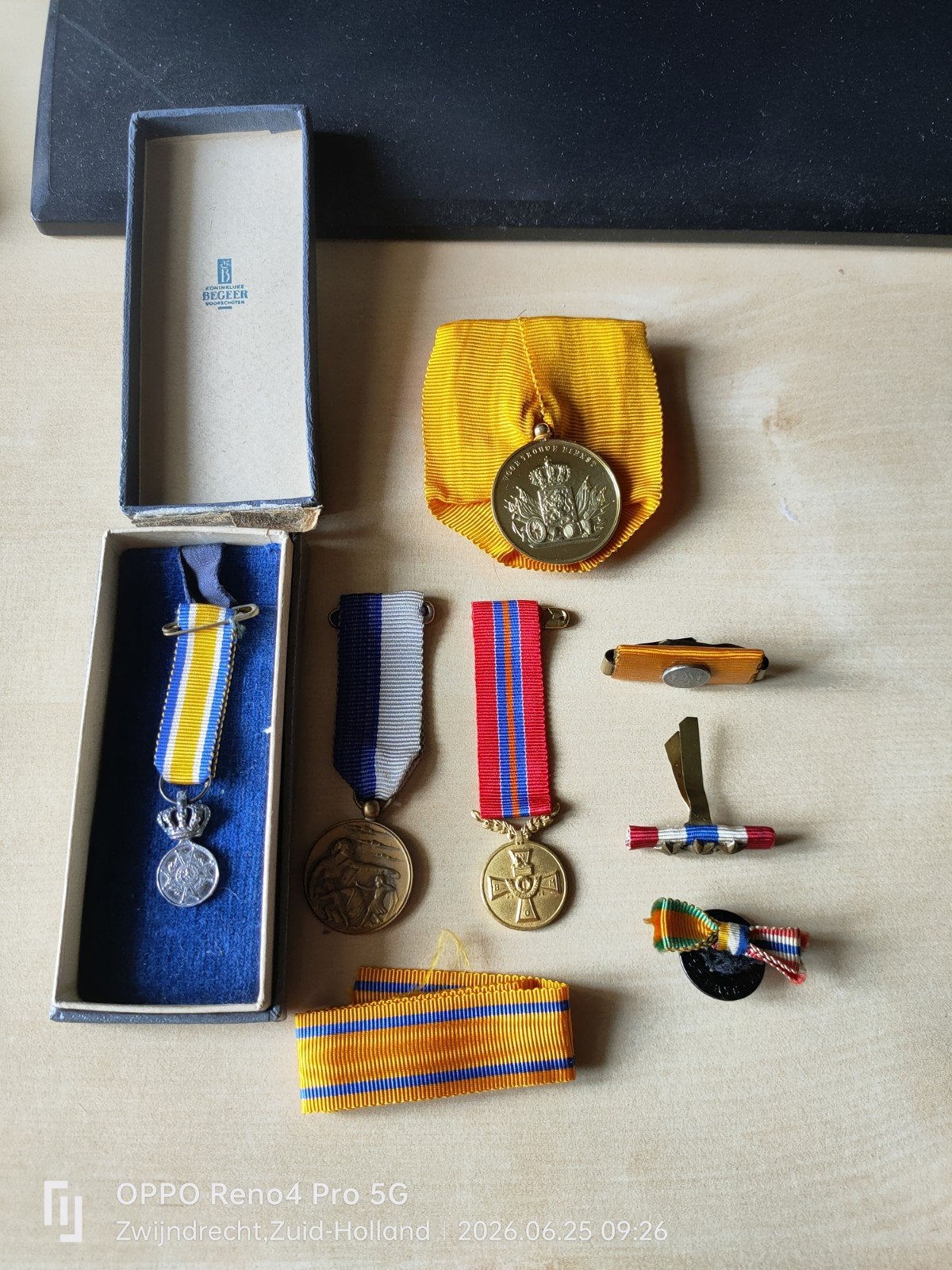Militaria diverse, Verzenden, Landmacht, Nederland, Lintje, Medaille of Wings