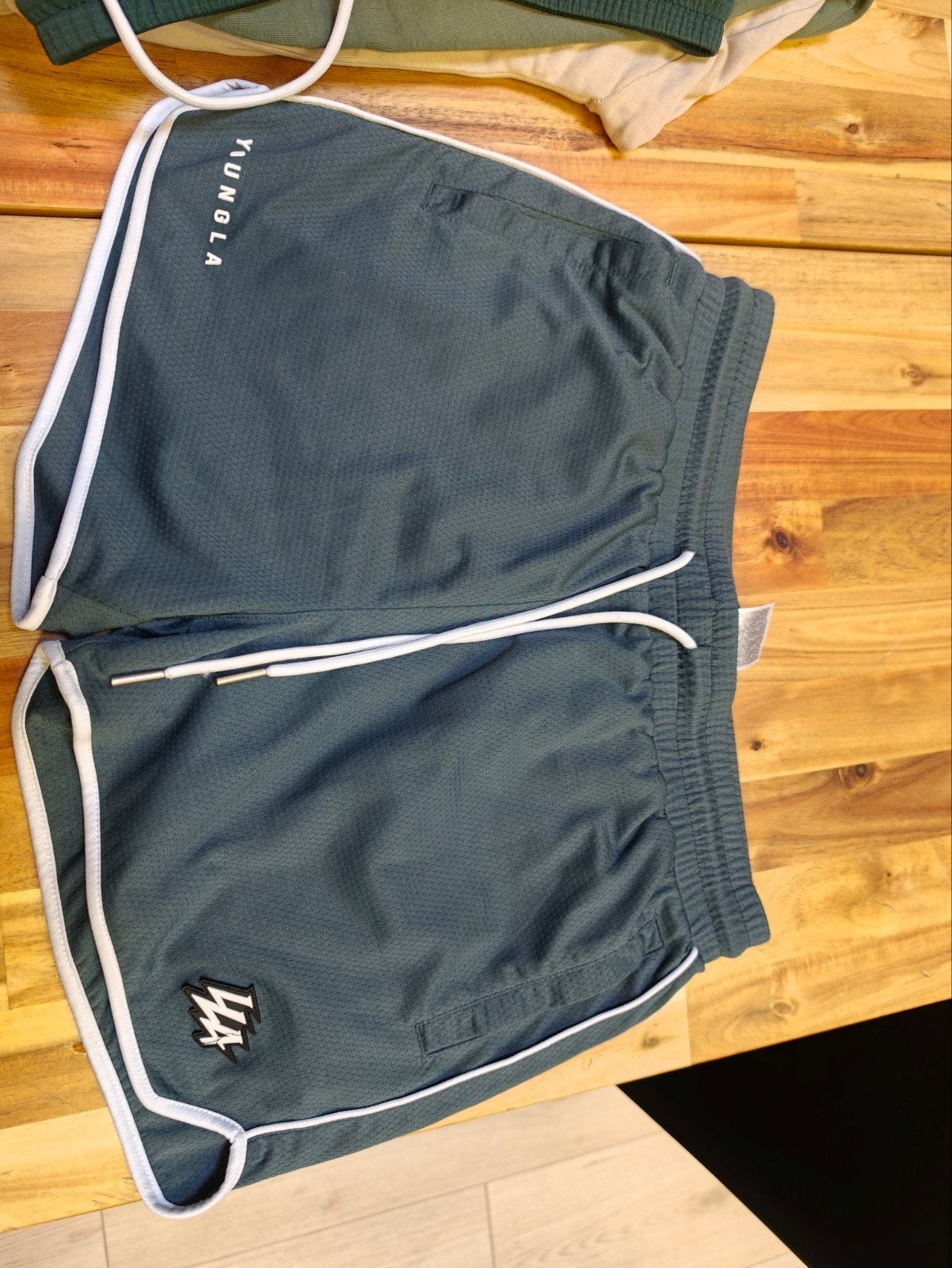 Gymshark en Young La sportkleding, Gymshark, Ophalen of Verzenden, Zo goed als nieuw, Groen