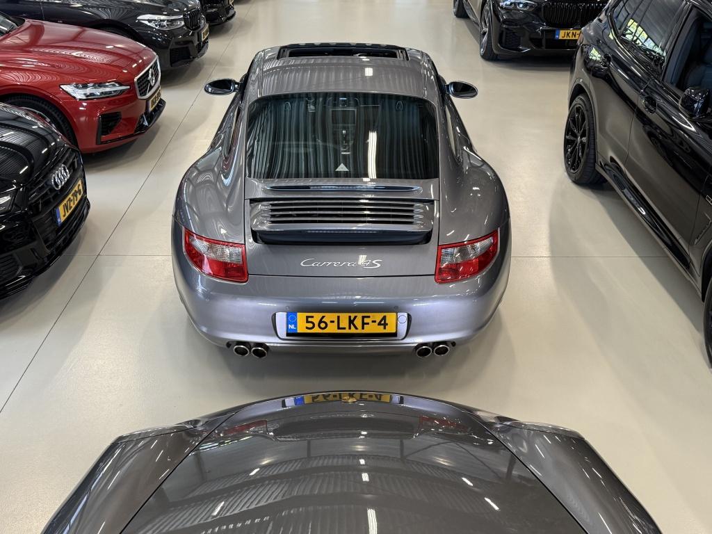 Porsche 911 3.8 Carrera 4S 355PK / schuifdak / Sport Chrono, Auto's, Porsche, Automaat, Gebruikt, 4 stoelen, Leder