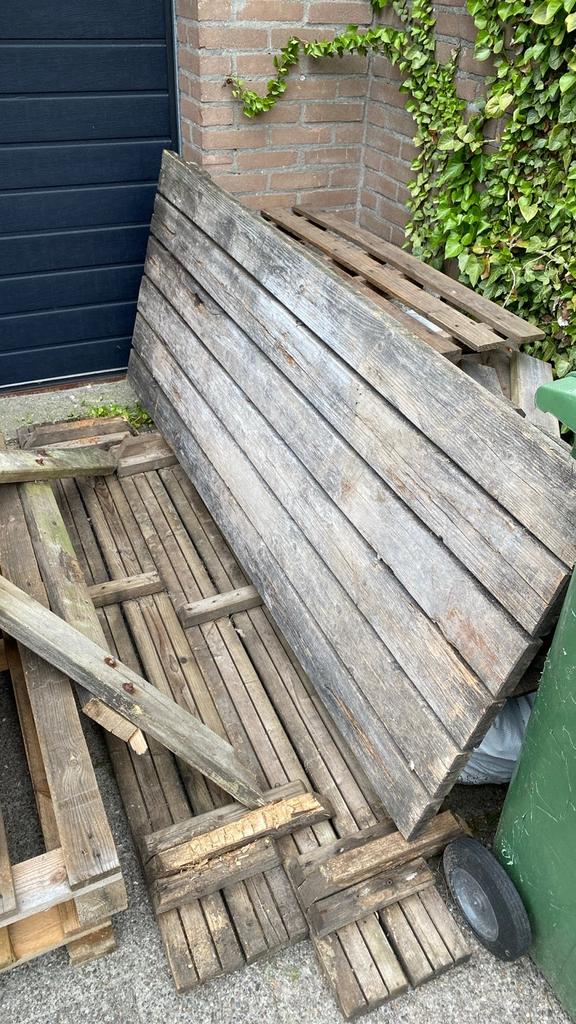 Hout voor openhaard of vuurkorf (gedemonteerde picknicktafel, Minder dan 3 m³, Ophalen