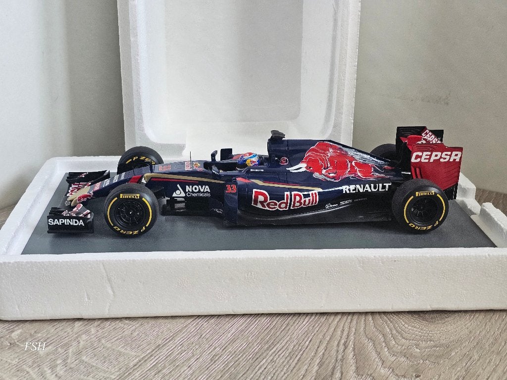 Toro Rosso STR10, Max Verstappen, GP Hongarije 2015. TOPPER, Ophalen of Verzenden, Zo goed als nieuw, Auto, Overige merken