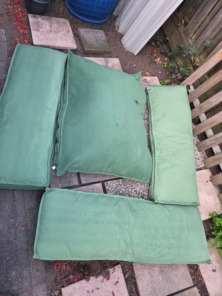 Kussenset, Ophalen, Zo goed als nieuw