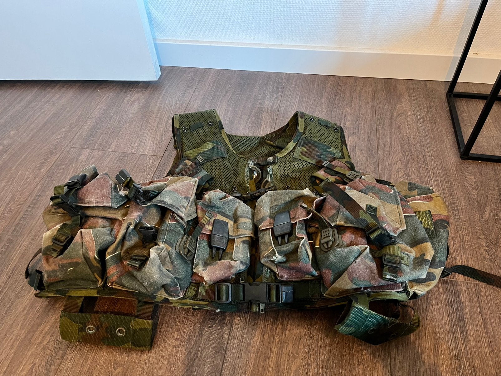 Seyntex ABL Belgische Defensie camouflage tactisch vest, Verzamelen, Ophalen of Verzenden, Landmacht, Overige gebieden, Kleding of Schoenen