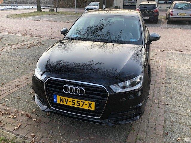 Audi A1 1.0 Tfsi 70KW Sportback 2017 Zwart, Voorwielaandrijving, Stof, 95 pk, Origineel Nederlands