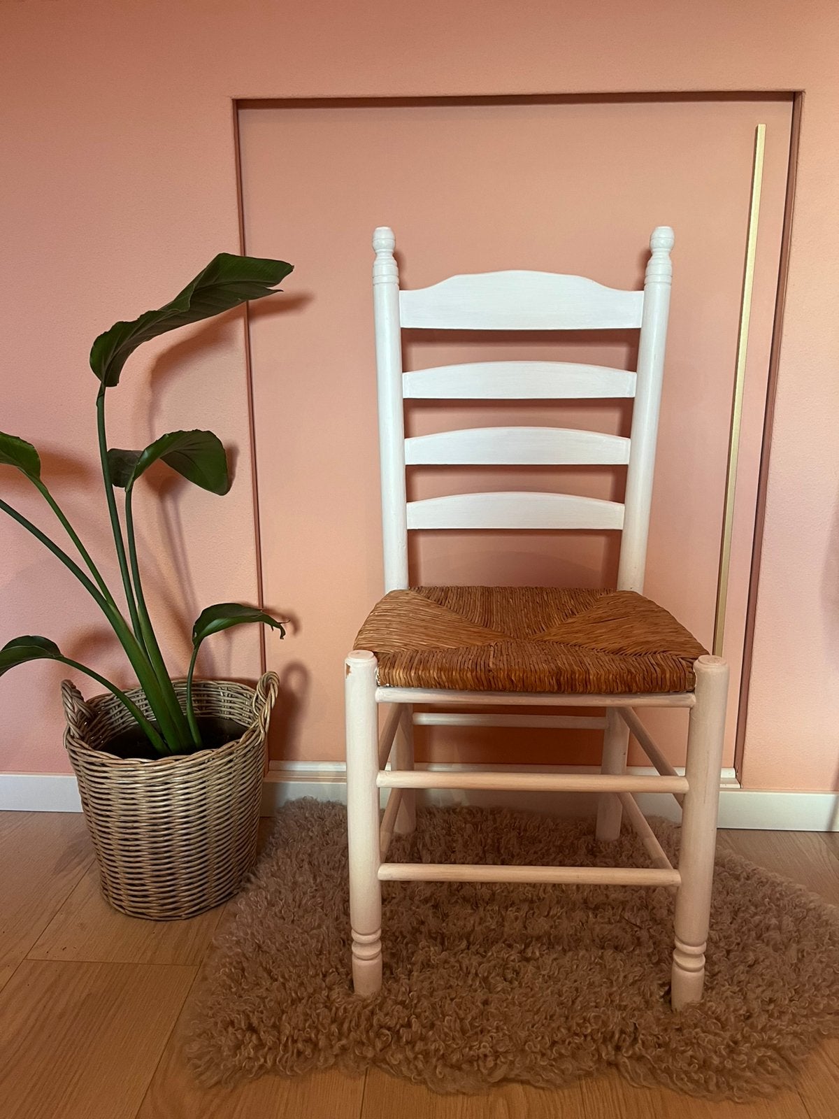 Witte vintage stoel met rieten zitting, Ophalen
