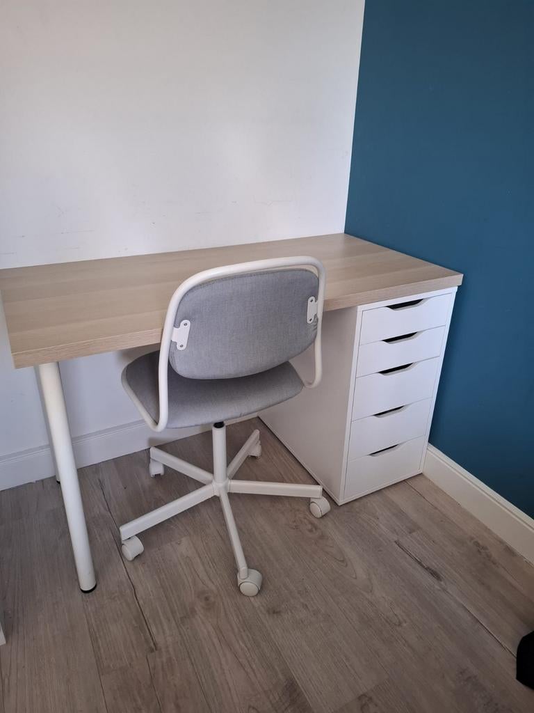 IKEA Linnmon/Alex bureau met ladeblok en stoel, Ophalen, Met lades, Gebruikt, Spaanplaat of MDF