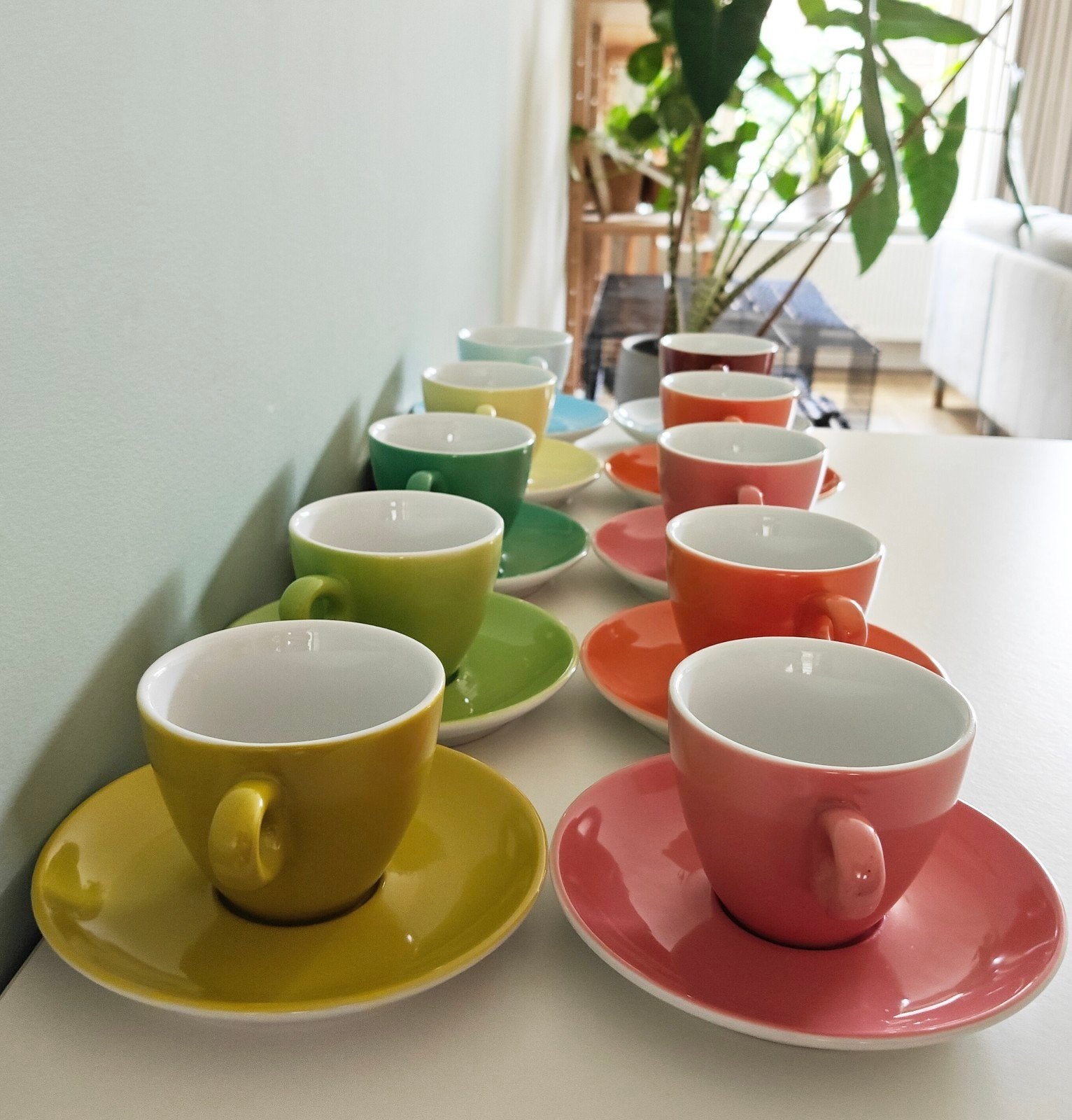 10 design cappuccino kopjes. Originele setprijs €120, Ophalen of Verzenden, Zo goed als nieuw, Overige stijlen, Kop(pen) en/of Schotel(s)